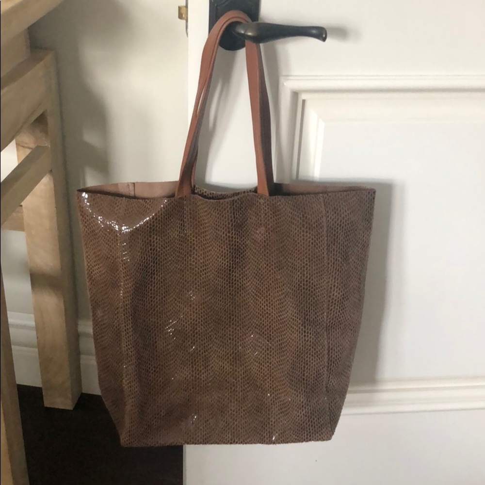 💙SORIAL New York Rubina  skin tote